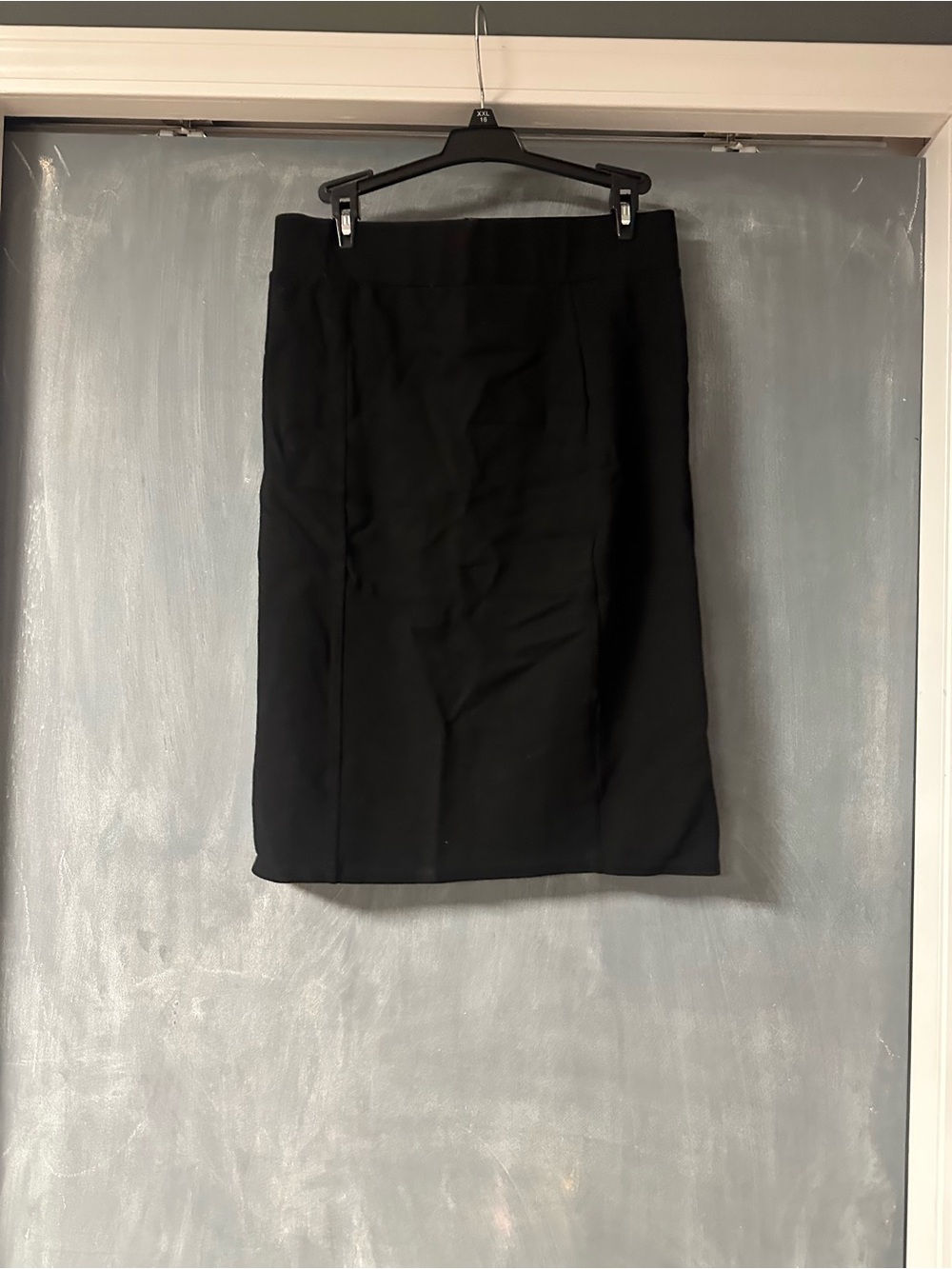 Classic Black Pencil Skirt - Women's Professional Skirt